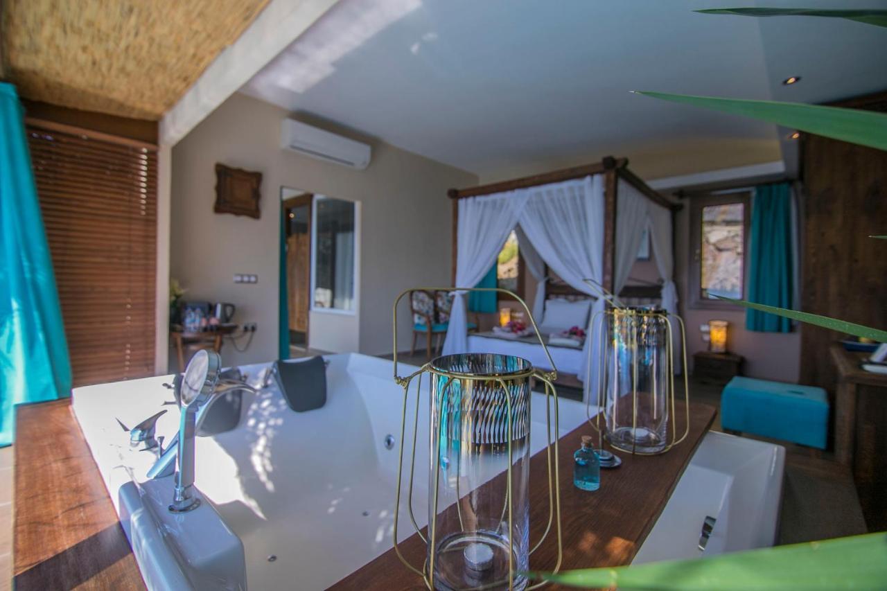 Lissiya Hotel Faralya Exteriör bild